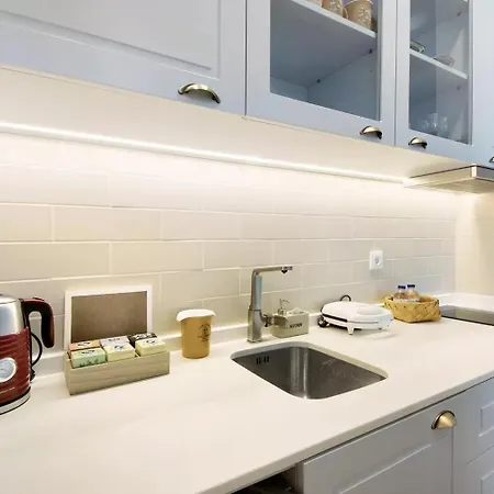 Apartment - - 3